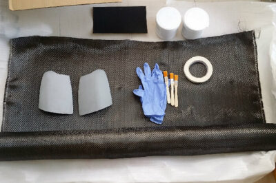 汽车后视盖手工碳纤维包碳过程（碳纤包覆汽车后视镜步骤）