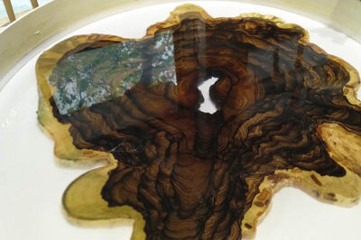 可以在已固化树脂上表层环氧树脂，来获得光滑的表面吗？