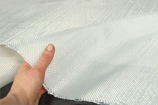 什么是涤纶，如何裁剪和使用？