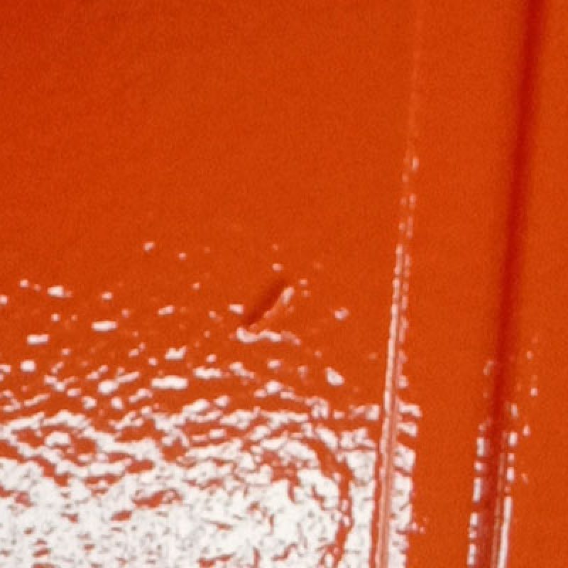 模具胶衣喷涂后有颗粒状东西，这是咋回事？