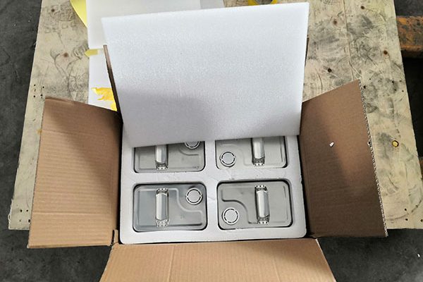 脱模剂能发快递吗？液体的