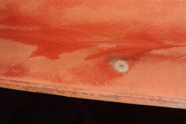 胶衣裂纹如何处理？