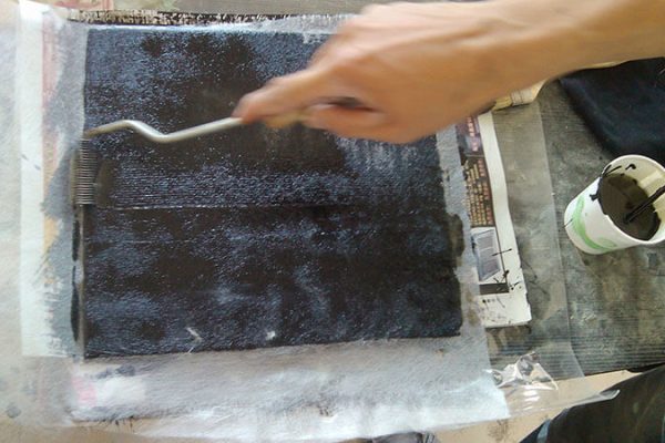 手糊树脂用什么压辊好？