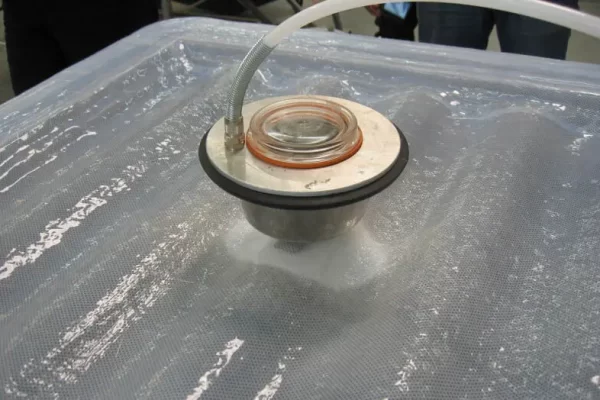 环氧树脂一公斤是多少升（1kg环氧树脂等于1L吗）