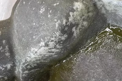 玻璃钢树脂胶流挂怎么处理（树脂胶挂不住的解决方法）