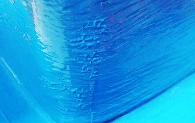 胶衣起皱原因