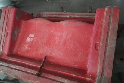 模具清洗剂的清洗效果图例（清洁玻璃钢模具蜡垢的清洗应用案例）