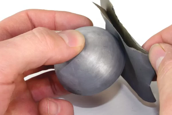 树脂中加多少铝粉才能获得金属质感呢？