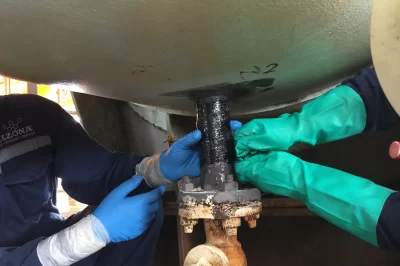 在线封堵海上平台闭排罐穿孔短管（闭排罐穿孔涂层修复案例）