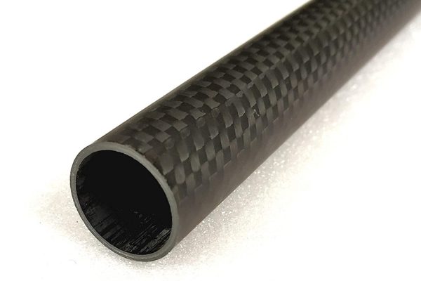 哪个碳纤维管更硬：单向管、织物管和纤维缠绕管？