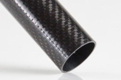 碳纤维管饰面：砂光和未打磨对比