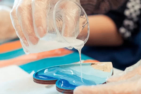 艺术环氧树脂特性和应用程序