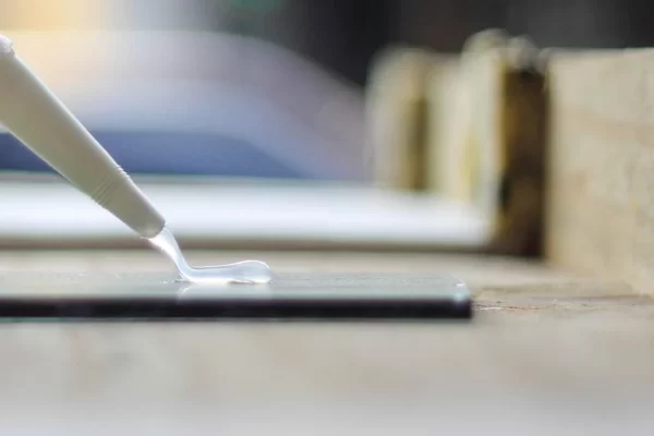 如何使强力胶快速干燥