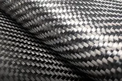 钛和碳哪个更硬？