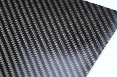 碳纤维会漂浮在水中吗？