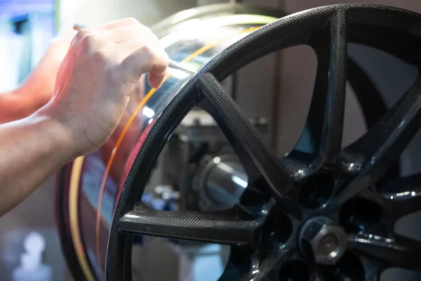 碳纤维和其他碳基材料的导热性