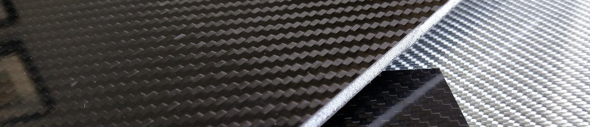 夹芯板与碳纤维板有何不同？