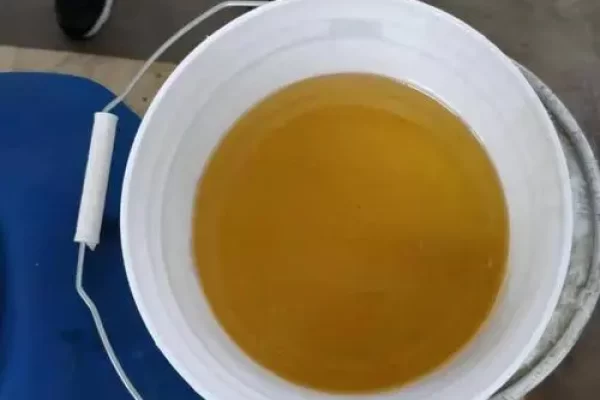 可以在小于10度时使用模具树脂吗？