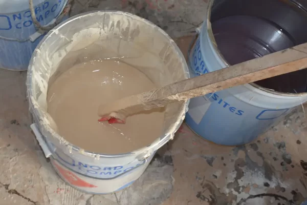 诺德RM2000零收缩模具树脂使用指南（含手糊和喷涂操作注意事项）