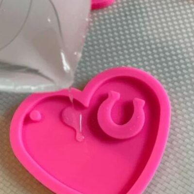 您必须决定是否需要浇铸树脂或涂层树脂