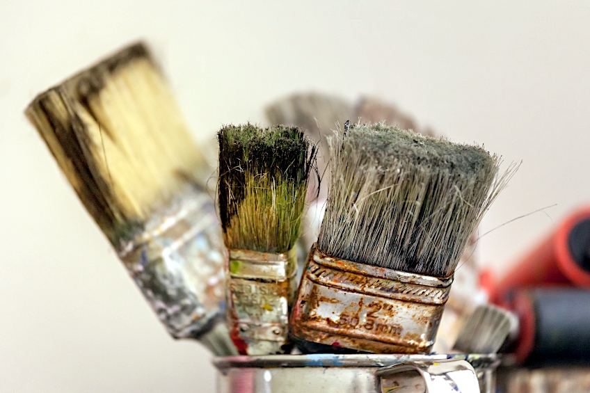 为什么很难去除油漆刷上的聚氨酯？