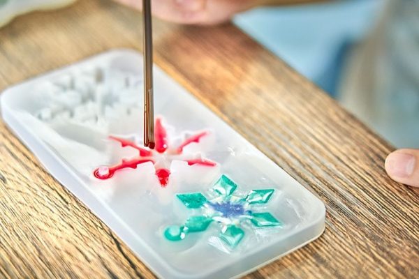 去除 UV 树脂中的气泡