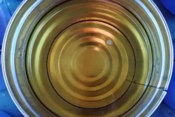 聚酯树脂固化剂比例是多少？