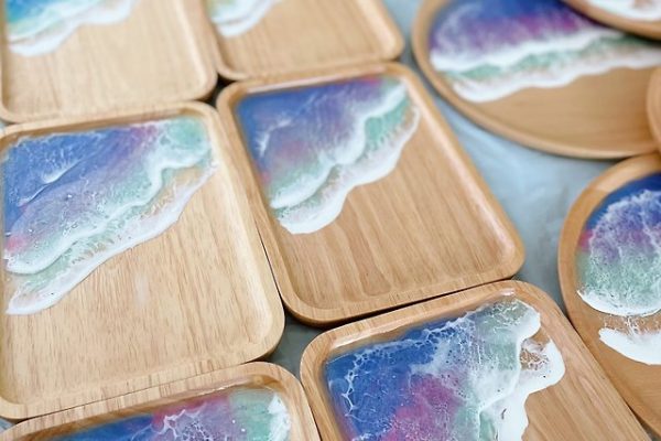 使用环氧树脂时，最好的工作面是什么？