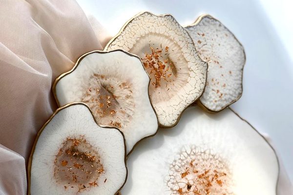 如何去除胺腮红？