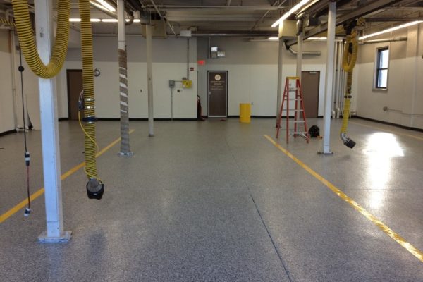 环氧地坪有多耐用，是否耐刮擦？