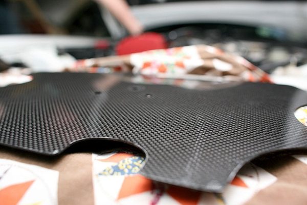 粘合碳纤维的技巧