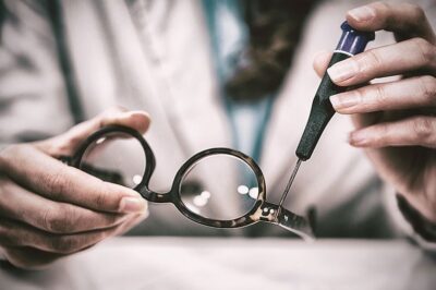 修复损坏的眼镜框教程