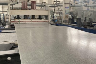 批量玻璃钢板材如何成型制造的？