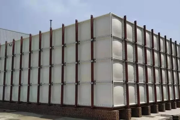 为什么选择玻璃钢水箱作为储水系统？