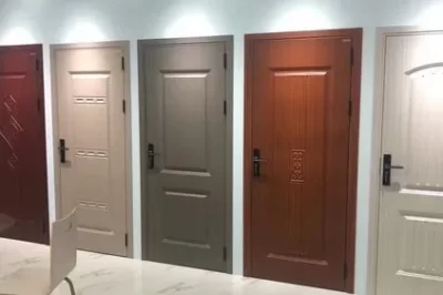 钢门和玻璃钢门的区别