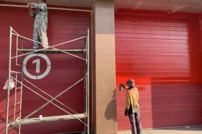 如何粉刷前门的外部？