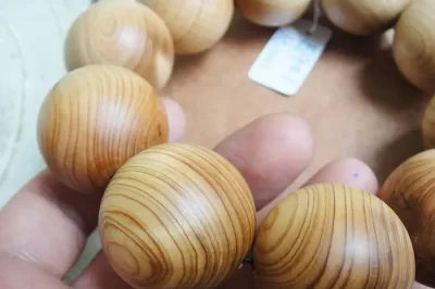 如何给柏木染色？