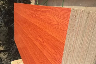 如何将橡木家具饰面改为浓咖啡色？