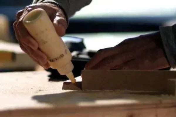 氰基丙烯酸酯和强力胶的区别