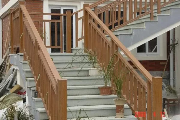 室外木楼梯的最佳涂料类型