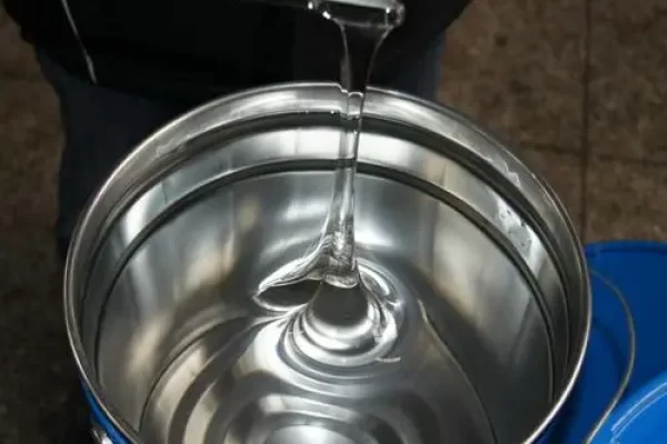 有机硅与非有机硅脱模剂：如何选择