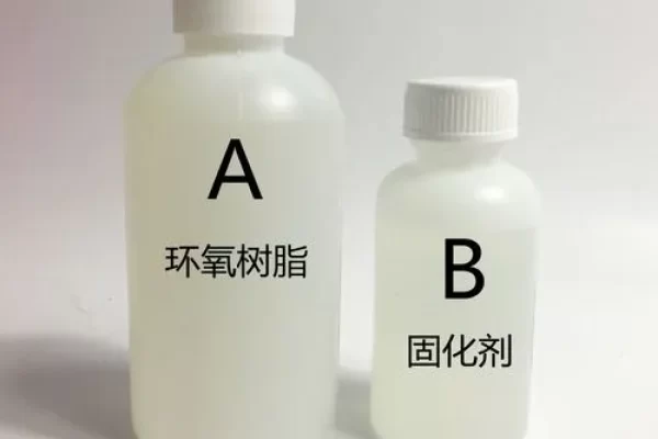 如何将透明环氧树脂涂到桌子上？