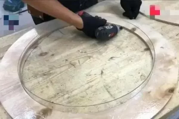 树脂比木头坚固吗？