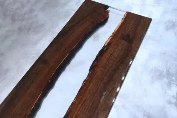 如何切割固化的环氧树脂？