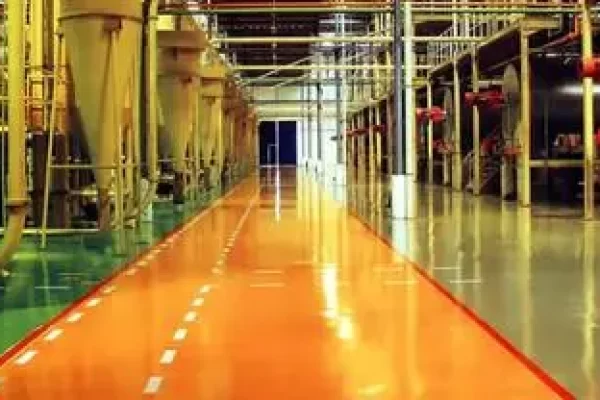 如何修复环氧树脂地板上的孔？