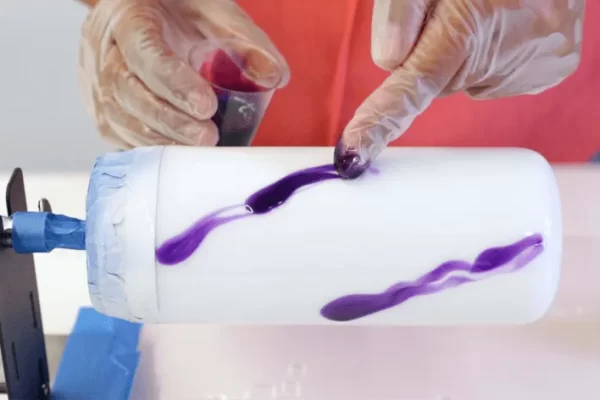 你能给自己的地板涂环氧树脂吗？