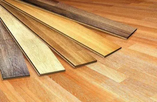 你能在硬木地板上涂环氧树脂吗？