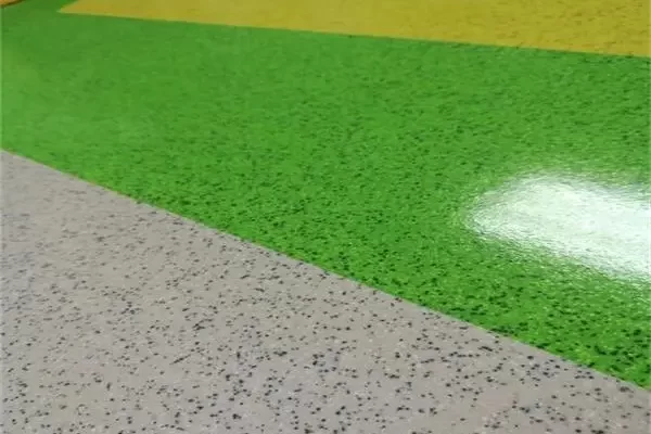 环氧树脂车库地板成本高吗？