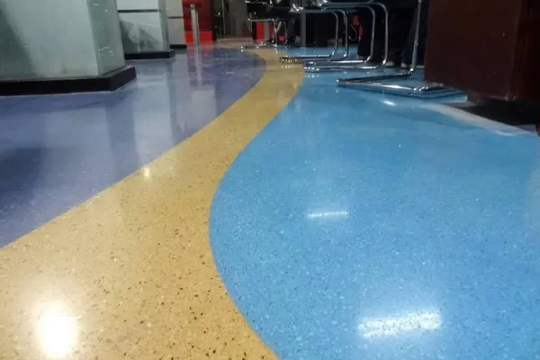 聚脲比环氧树脂好吗？