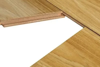 如何改变复合地板的颜色？